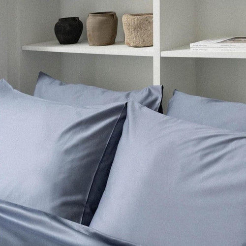 Abate dusty blue