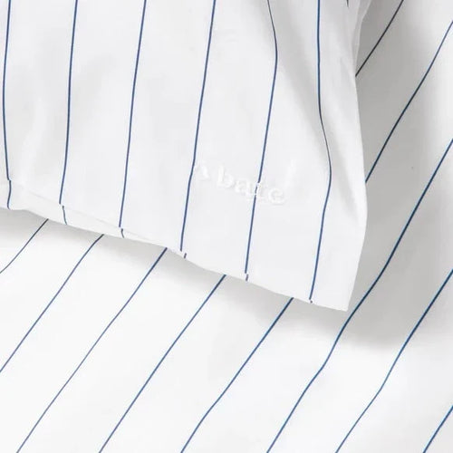 Abate Sengetøy Pinstripe