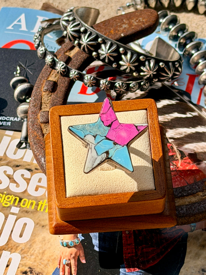 Adjustable Cotton Candy Ring by Donovan Skeets