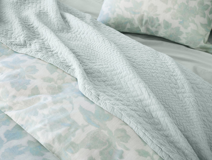 Angeles Organic Matelasse Blanket
