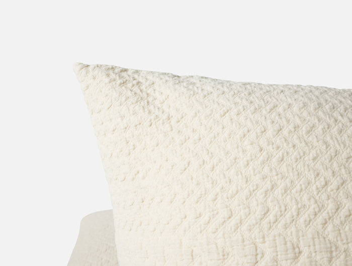 Angeles Organic Matelasse Sham
