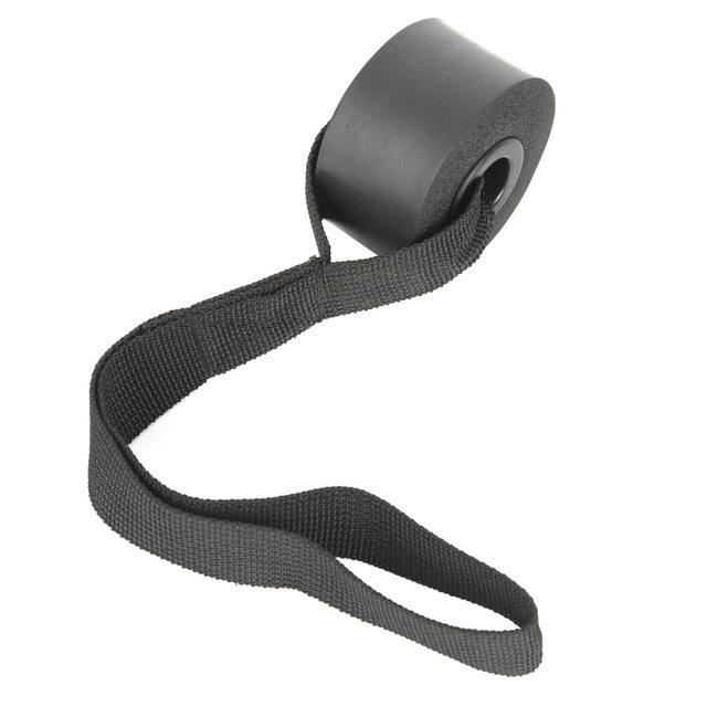 Attache de porte pour élastiques et tubes