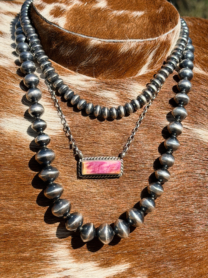 Authentic Native American Navajo Sterling Silver Purple Spiny Oyster Necklace By Chassity Belone.
