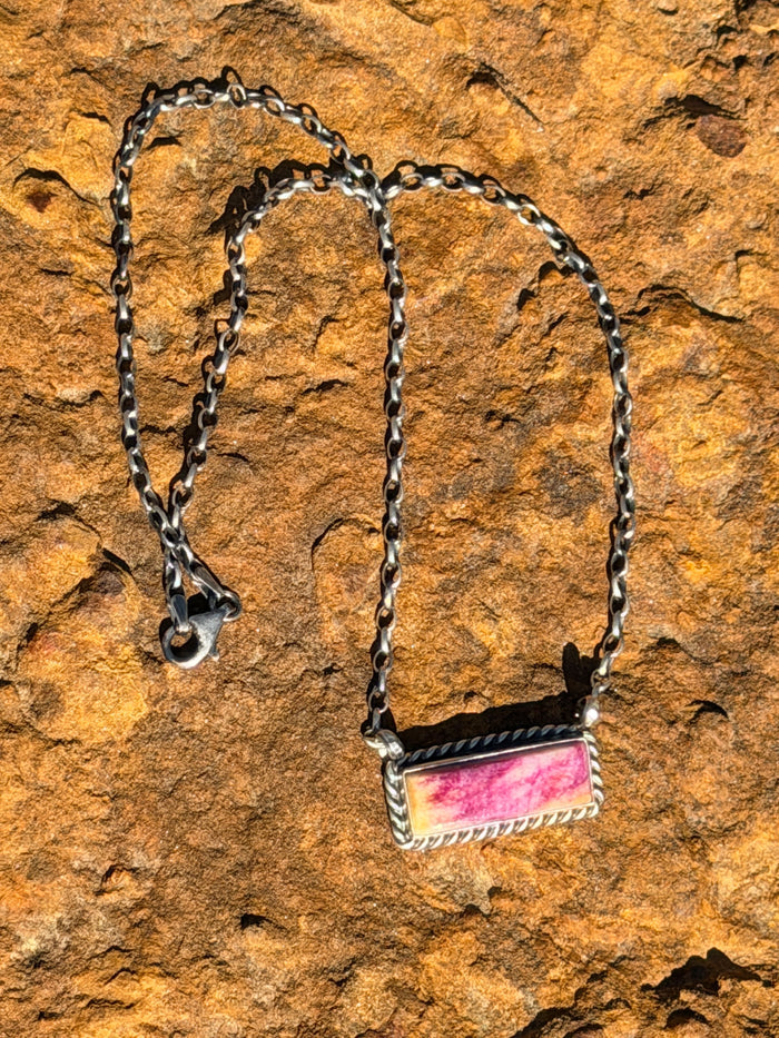 Authentic Native American Navajo Sterling Silver Purple Spiny Oyster Necklace By Chassity Belone.