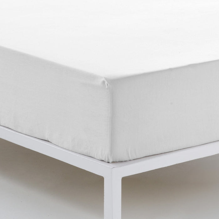 Bajera ajustable algodón blanco detalle de la esquina