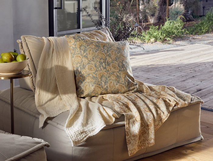 Balboa Organic Print Throw + Decorative Pillow Cover Set
