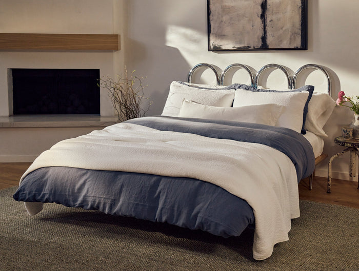 Cascade Organic Matelasse Blanket | Alpine White