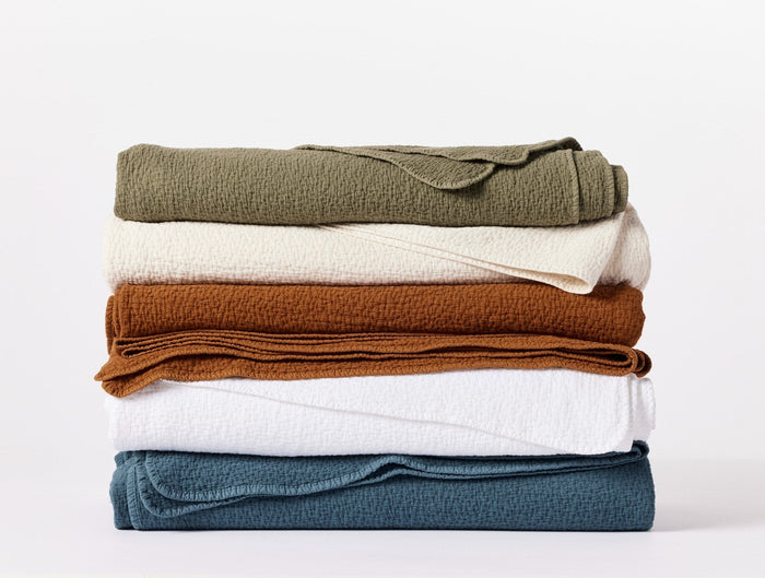 Cascade Organic Matelasse Blanket | Undyed