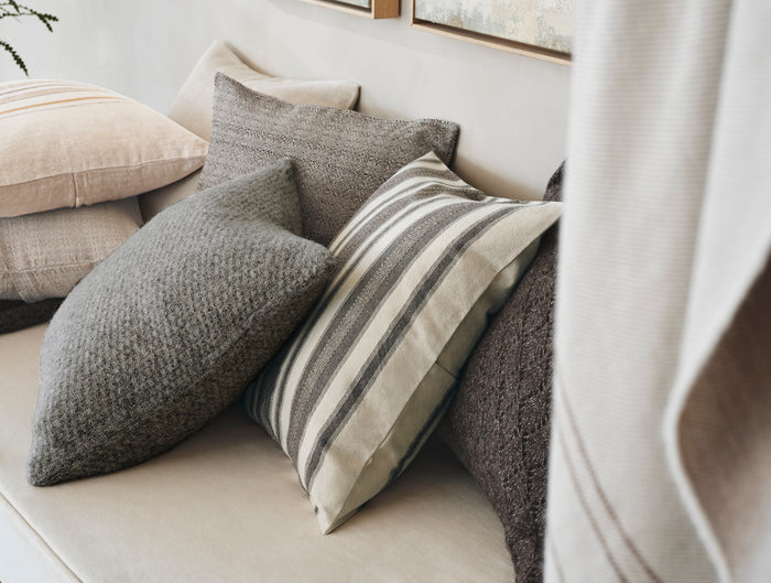 Cordillera Alpaca Cotton Knit Decorative Pillow
