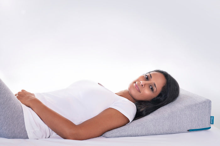 Coussin compact en biseau pour le sommeil Symbia