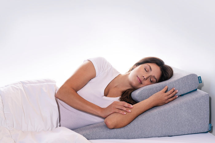 Coussin compact en biseau pour le sommeil Symbia