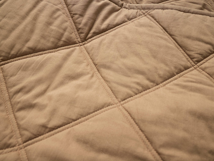 Diamond-Stitched Organic Cotton Comforter | Doe