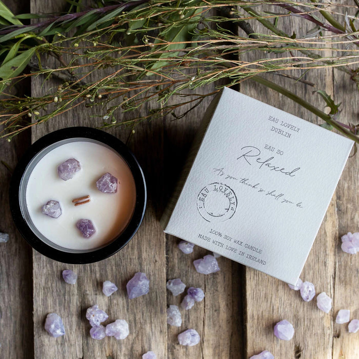 Eau Lovely So Relaxed Candle with Amethyst Gemstone