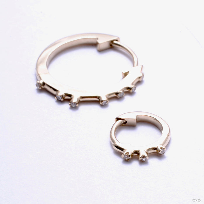 Everythingness Outward-facing Clicker in Gold from Pupil Hall in yellow gold