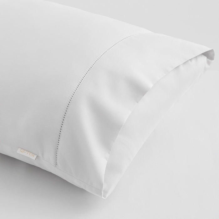 Funda almohada algodón orgánico con vainica color blanco - Qutun - Aproximación
