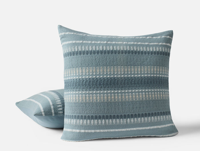 Lost Coast Decorative Organic Pillow Cover - Coyuchi | Lagoon