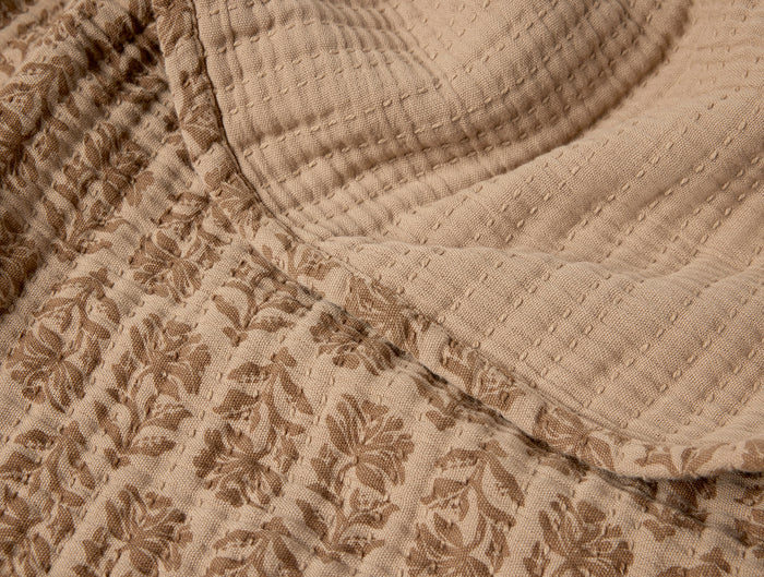 Mirada Organic Matelasse Coverlet