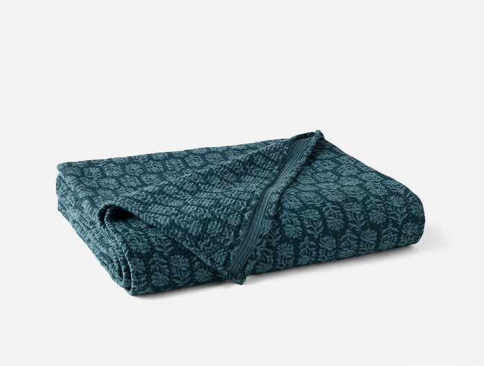 Mirada Organic Matelasse Throw