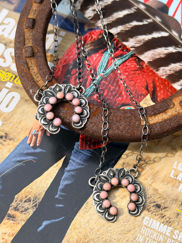 Native Made Pink Conch Naja Necklace
