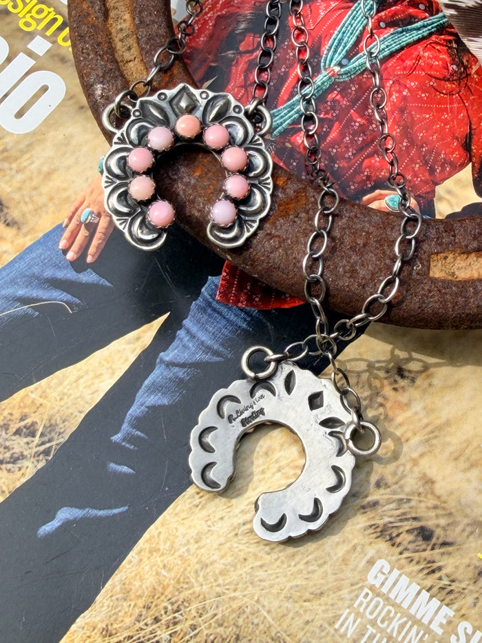 Native Made Pink Conch Naja Necklace