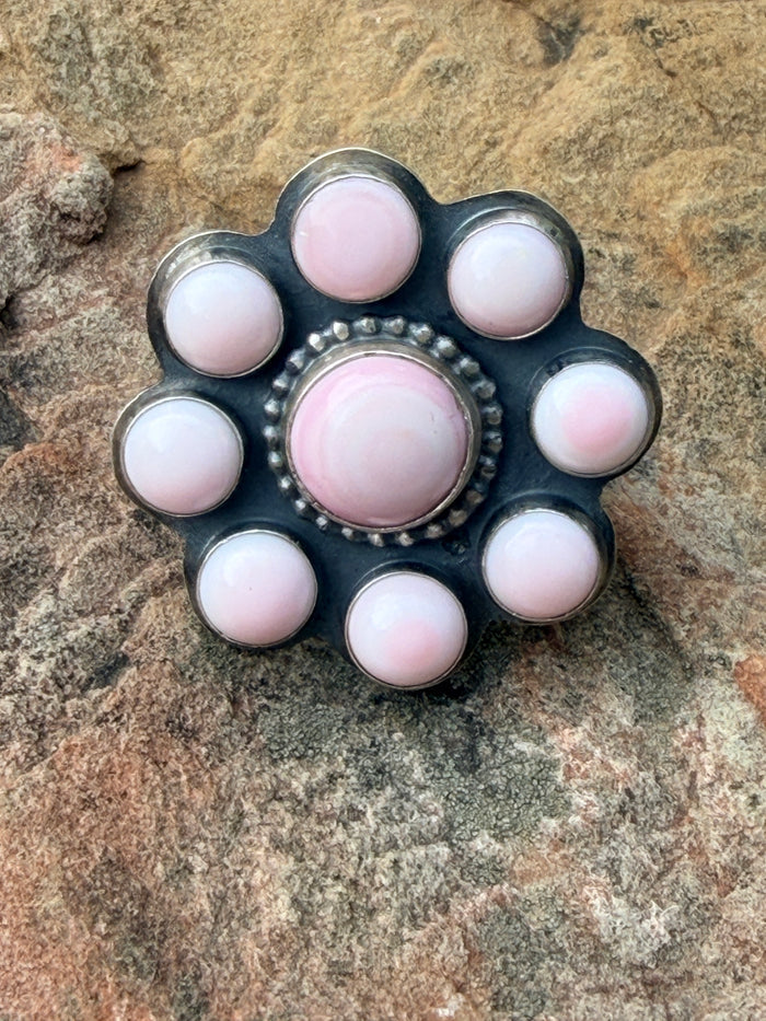 Native Made Queen Pink Conch Shell and Sterling Silver Cluster Ring Size 8.5