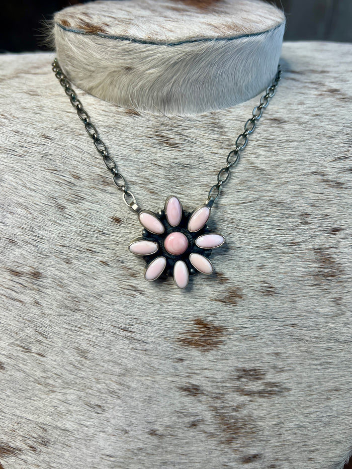 Navajo Pink Conch Cluster Necklace Sterling Silver B. Lee