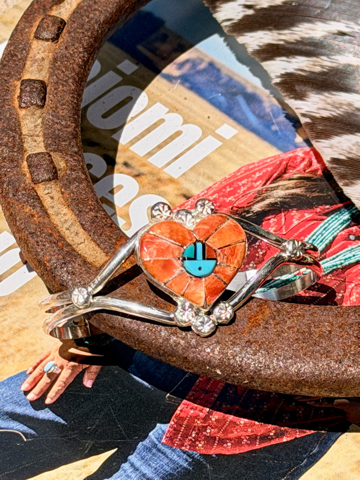 Ola Eriacho Zuni Spiny Oyster Cuff