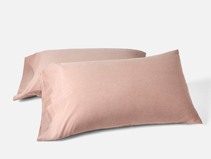 Organic Crinkled Percale™ Pillowcases - Coyuchi | Praline Chambray
