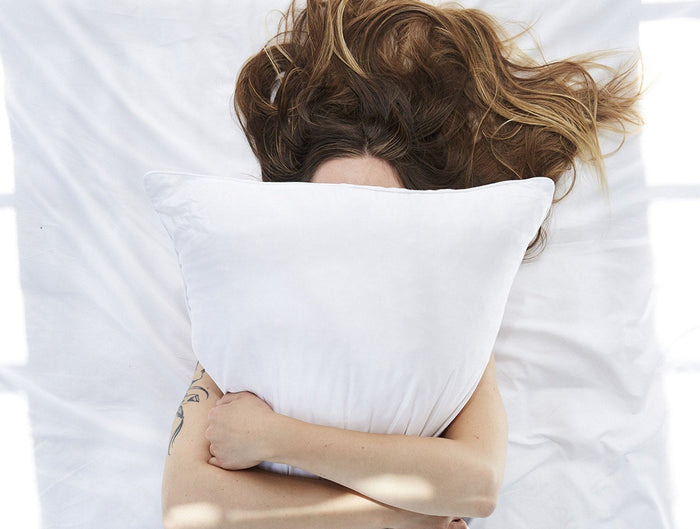 Organic Latex Molded Pillow | Alpine White