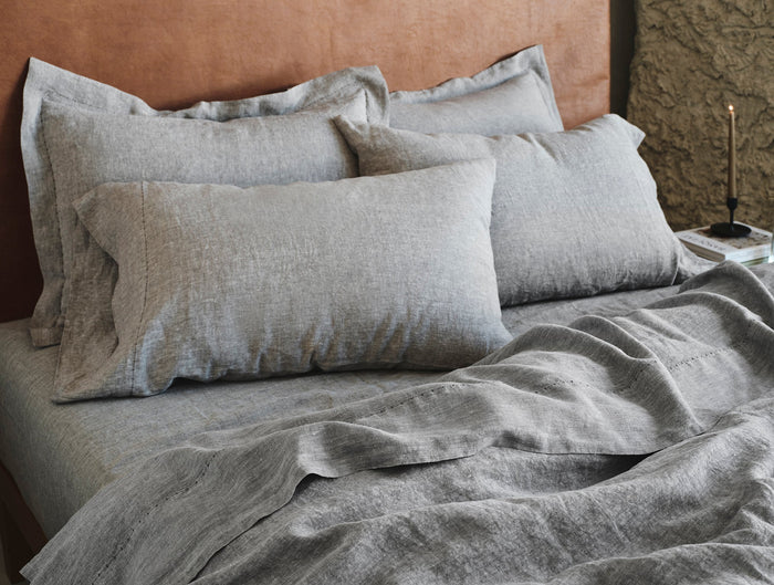 Organic Relaxed Linen Fitted Sheet - Coyuchi | Slate Chambray