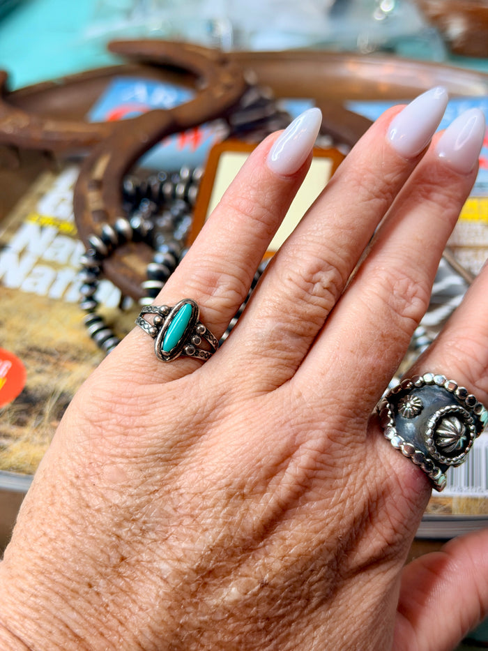 Oval Turquoise Ring size 5