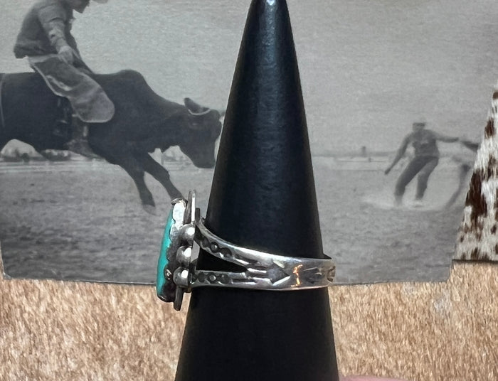 Oval Turquoise Ring size 5