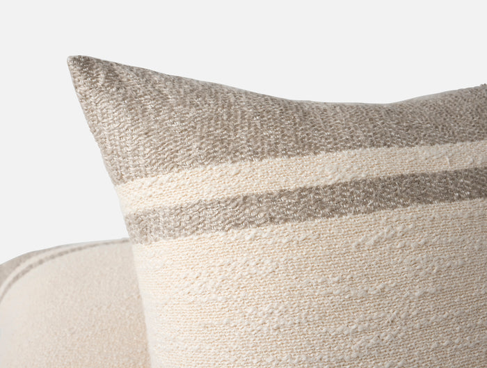 Pampas Organic Decorative Throw Pillow Cover