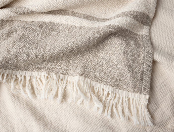 Pampas Organic Throw