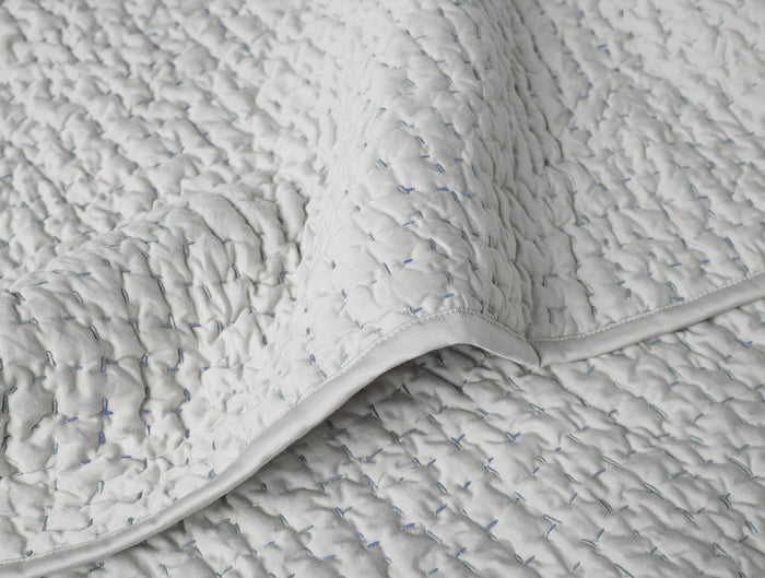 Pebbled Handstitched Organic Toddler Quilt | Pale Gray w/Cools