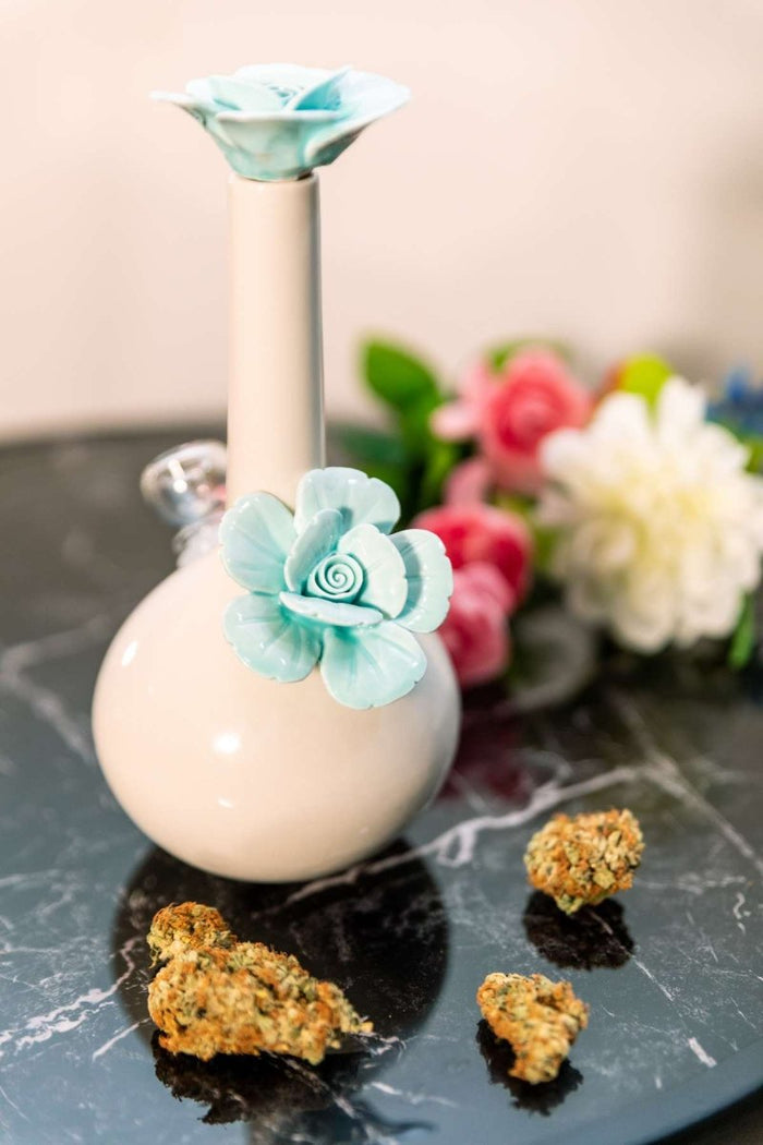 Rosette Vase Bong - HEMPER