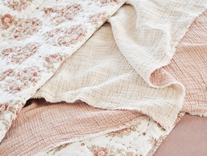 Topanga Organic Matelasse Coverlet
